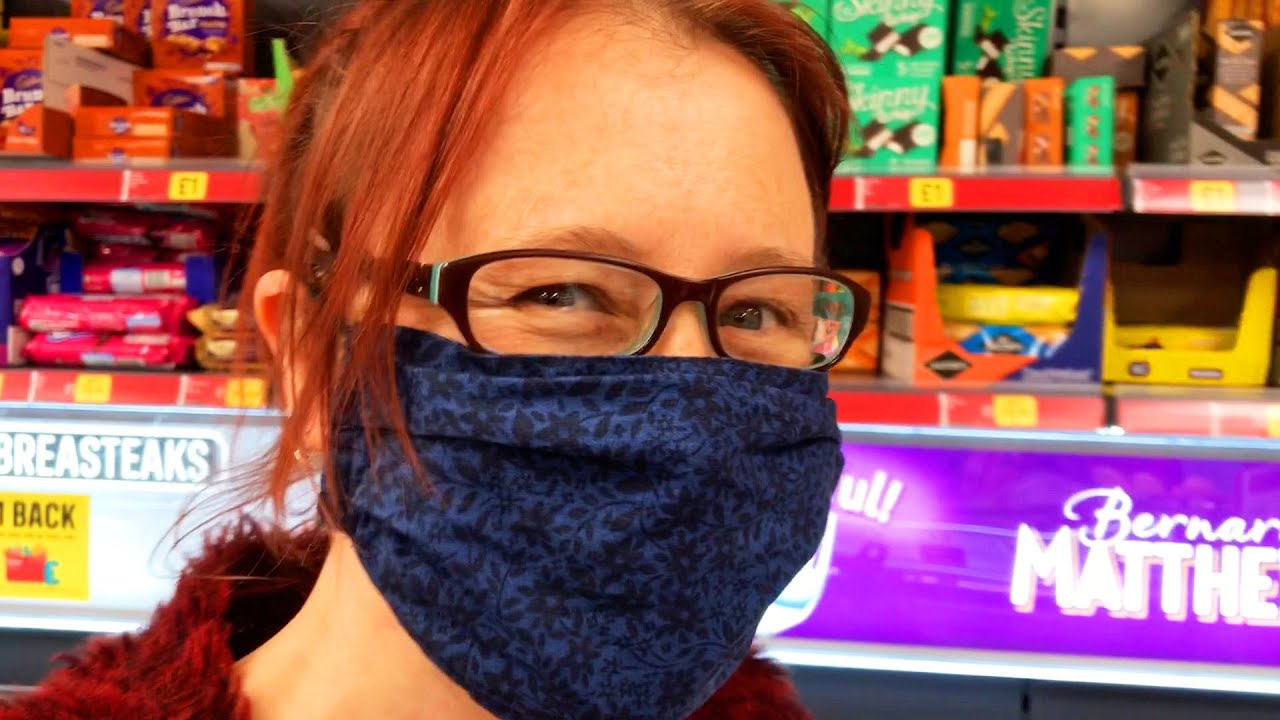 I end up going shopping in WILKO (again) AND ICELAND! DAILY VLOGS UK