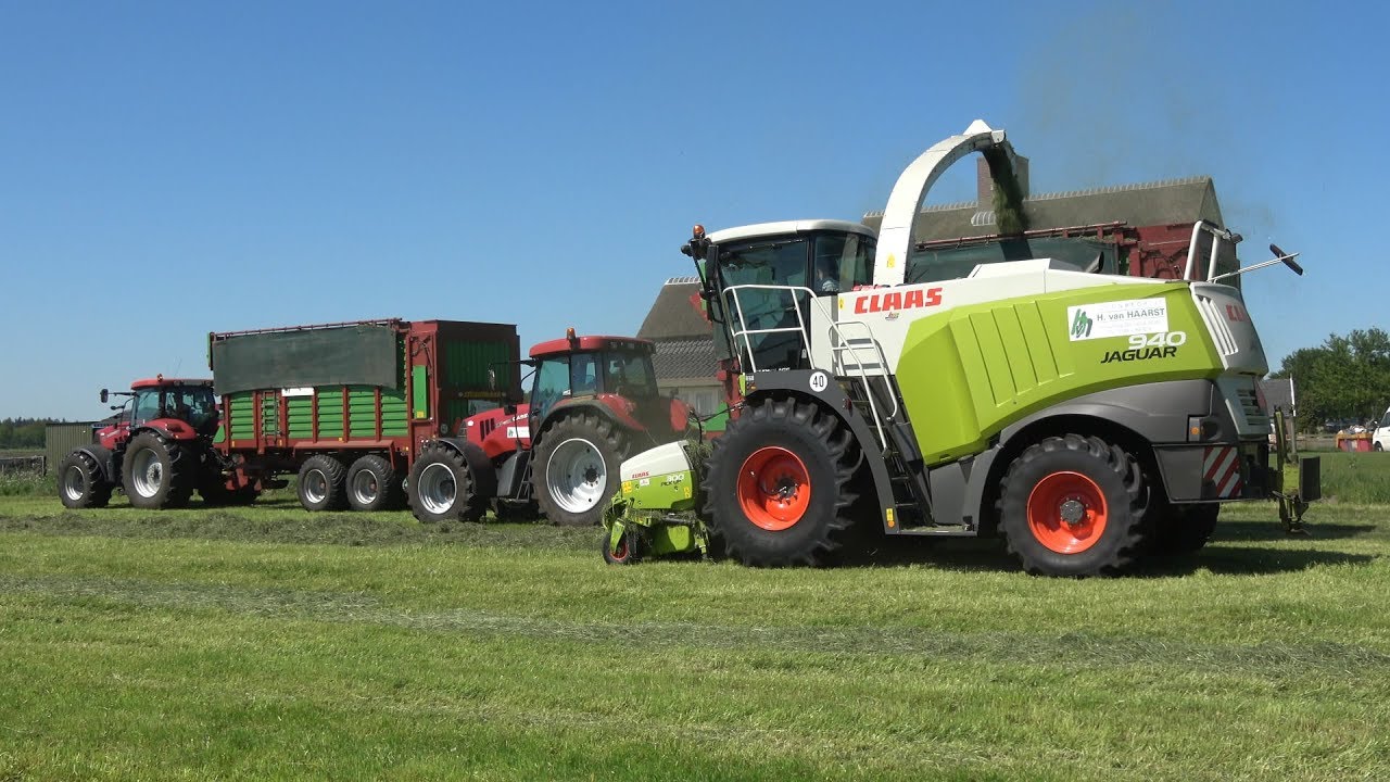 Gras hakselen & inkuilen door Loonbedrijf H van Haarst met Claas Jaguar 940 en Case IH (2018)
