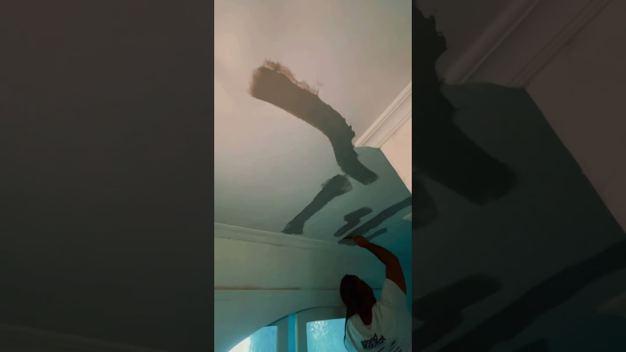 Impression glycero apr&egrave;s avoir enlev&eacute; la tapisserie #renovation #artisansdeconfiance #impression