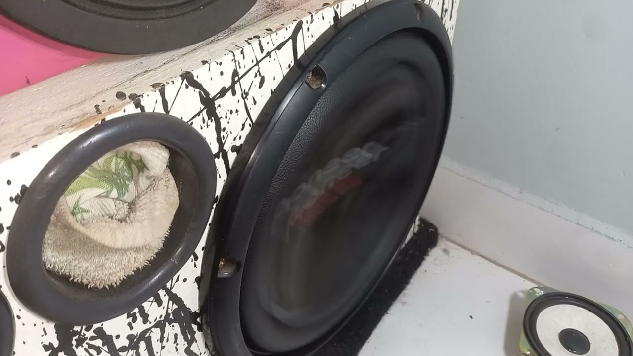 Trib0 d4 Perifer1a Tayc4n pioneer 309 tocando forte(Matheus Gabriel)