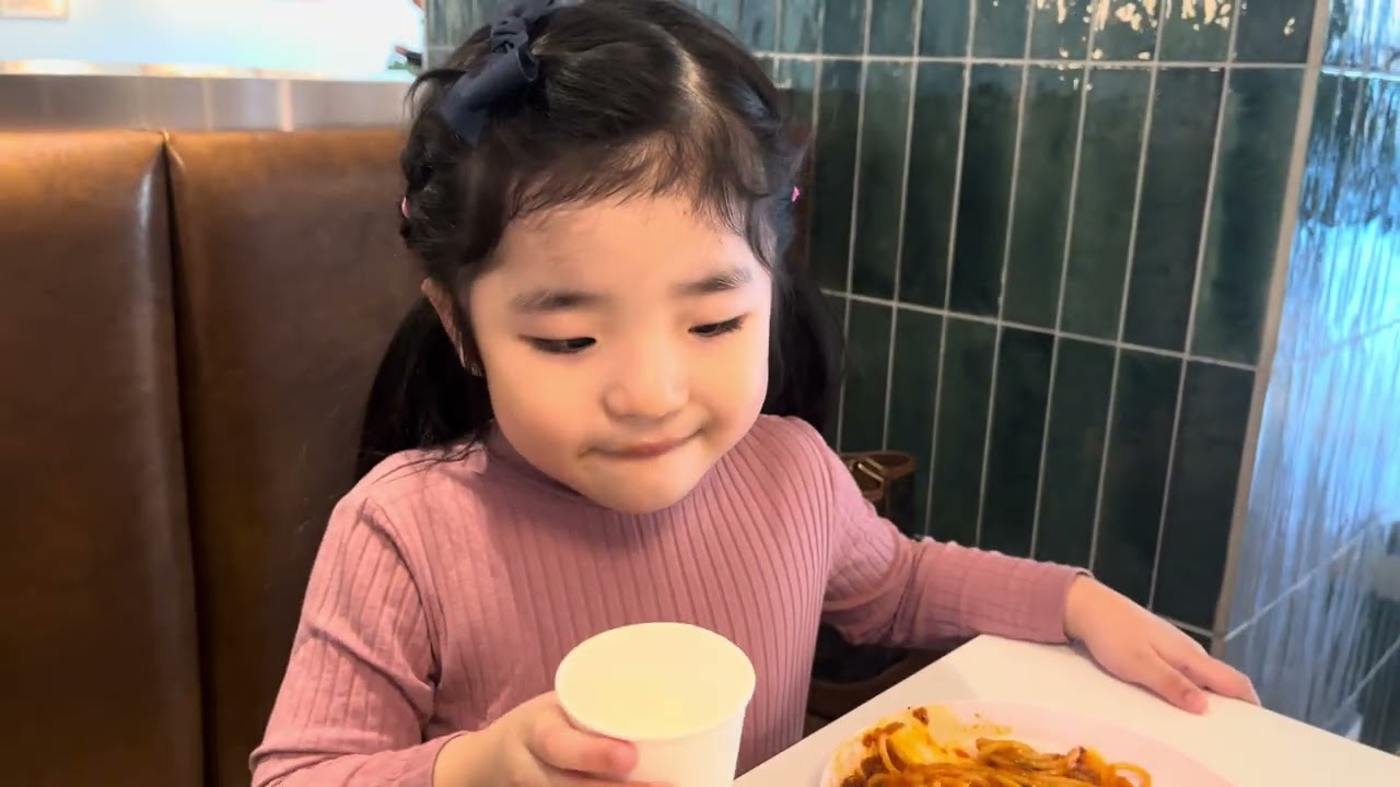 수원 호매실 메리쥬빌리 브런치 카페