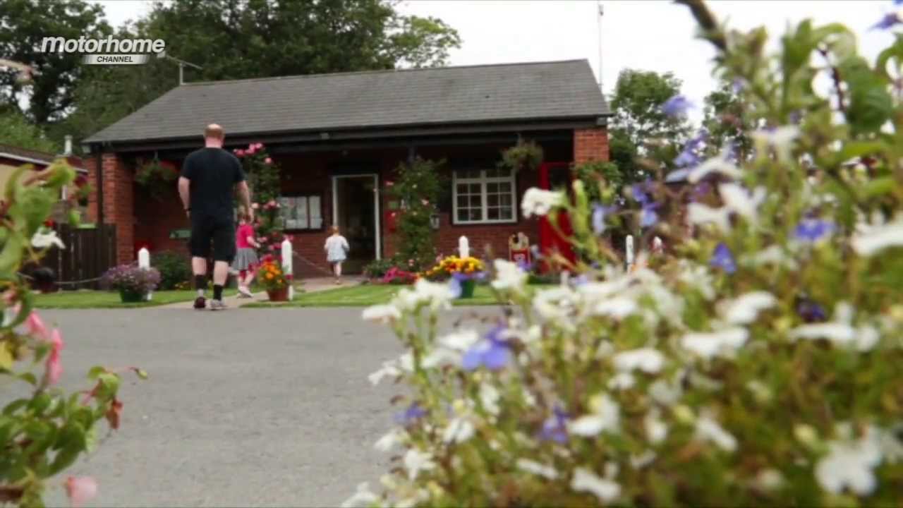 MHC-E30 CAMPSITE - Cheshire, Chester Fairoaks Caravan Club Site