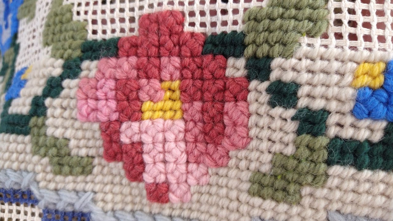 Meio ponto, tapeçaria fácil.