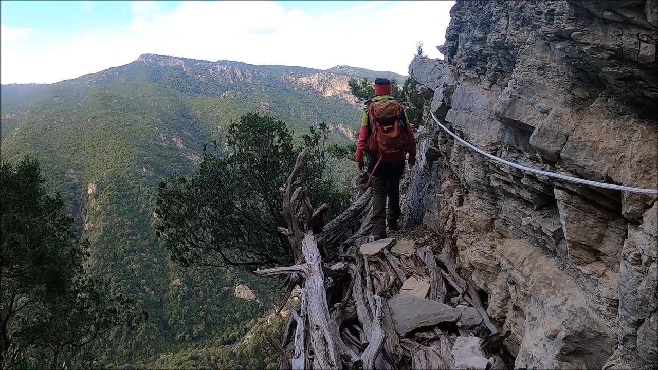 I Sirboni DONNENNEITTU Cenge Alte e Cenge Basse