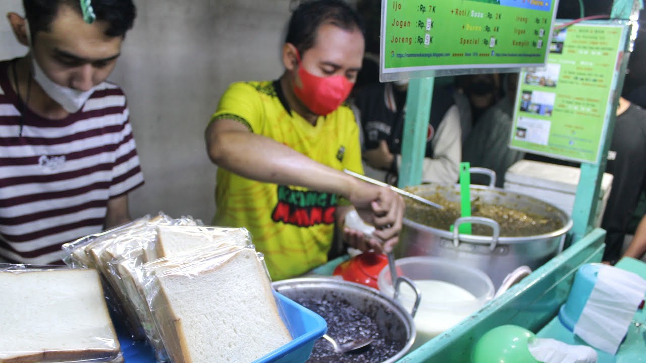 ES KACANG IJO PALING MENGANTRI di SURABAYA, INI ES KACANG IJO PALING LEGEND, Es kacang ijo man men