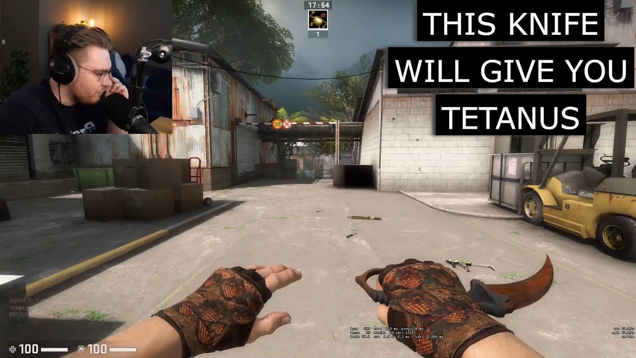 ohnePixel looks at the tetanus knife glove combo