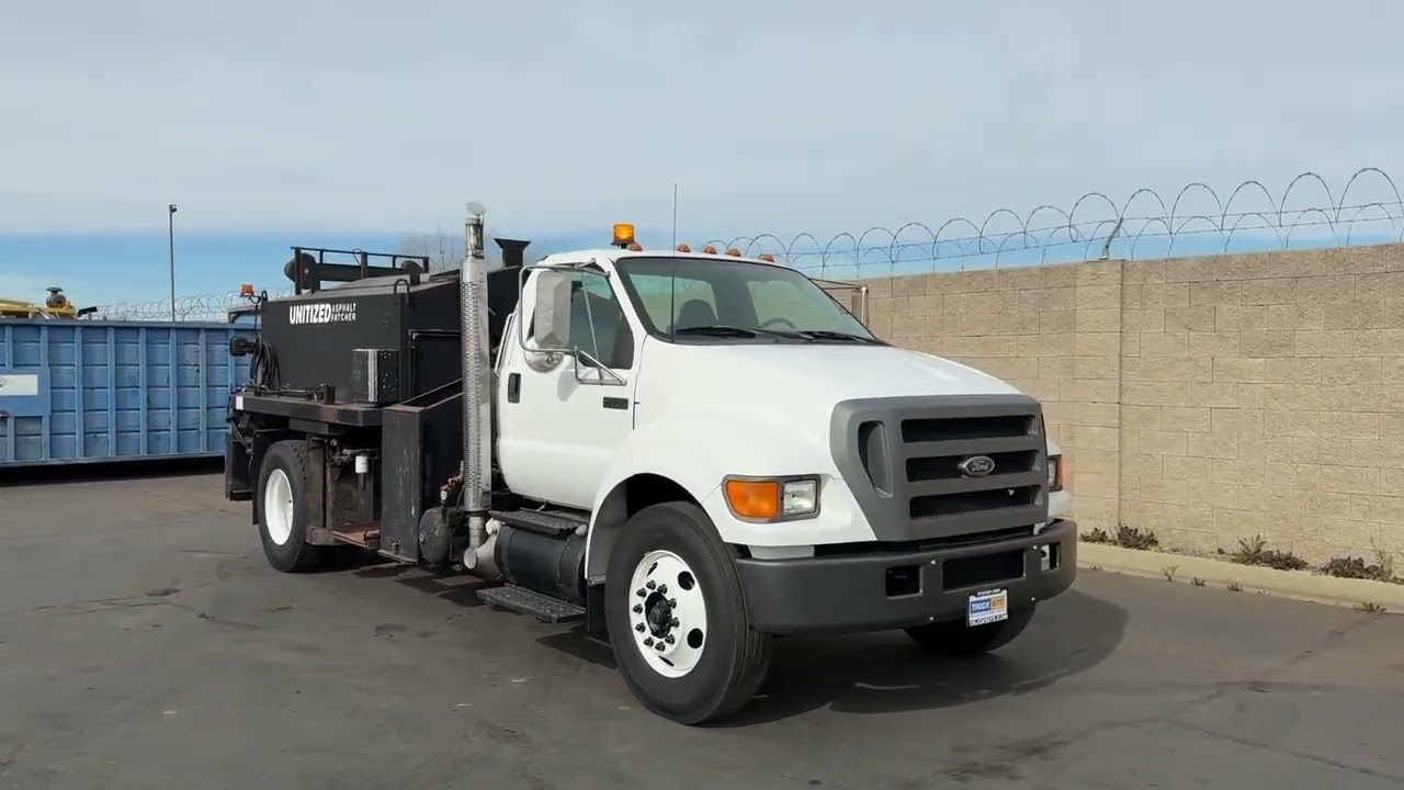 2004 FORD F750 SD For Sale
