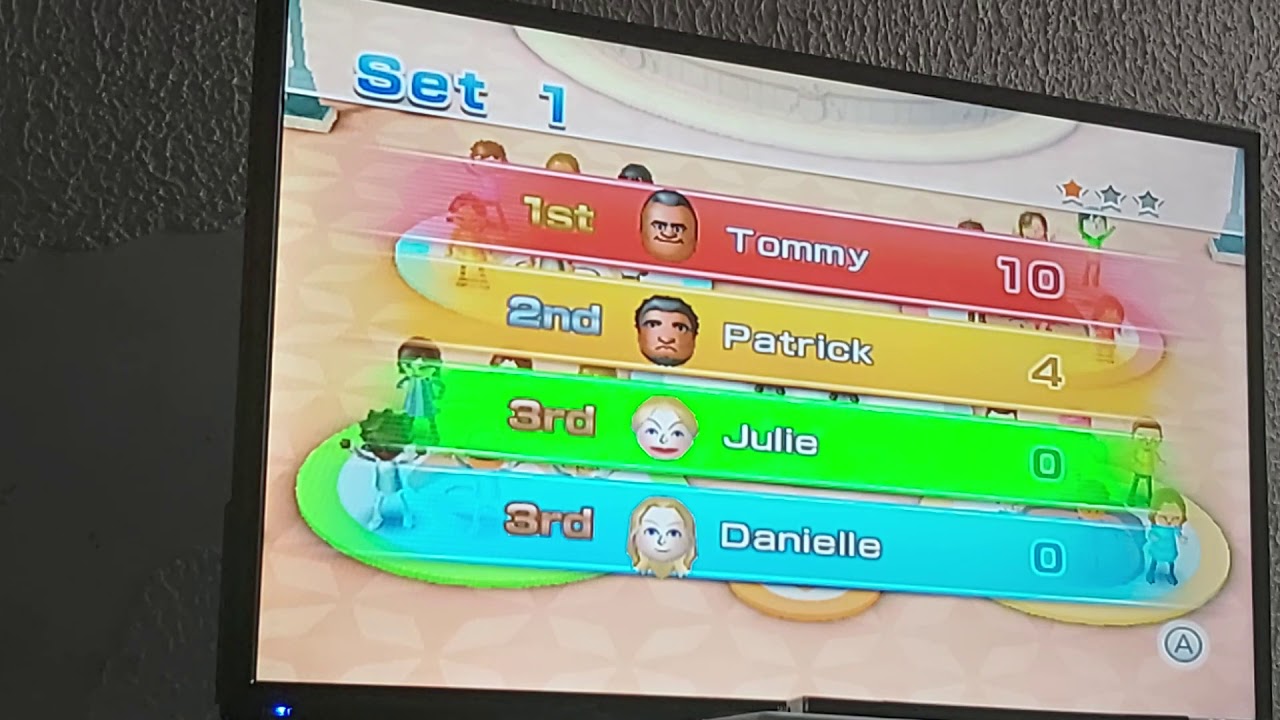 Wii Party - Swap Meet - Danielle Vs Tommy Vs Julie Vs Patrick