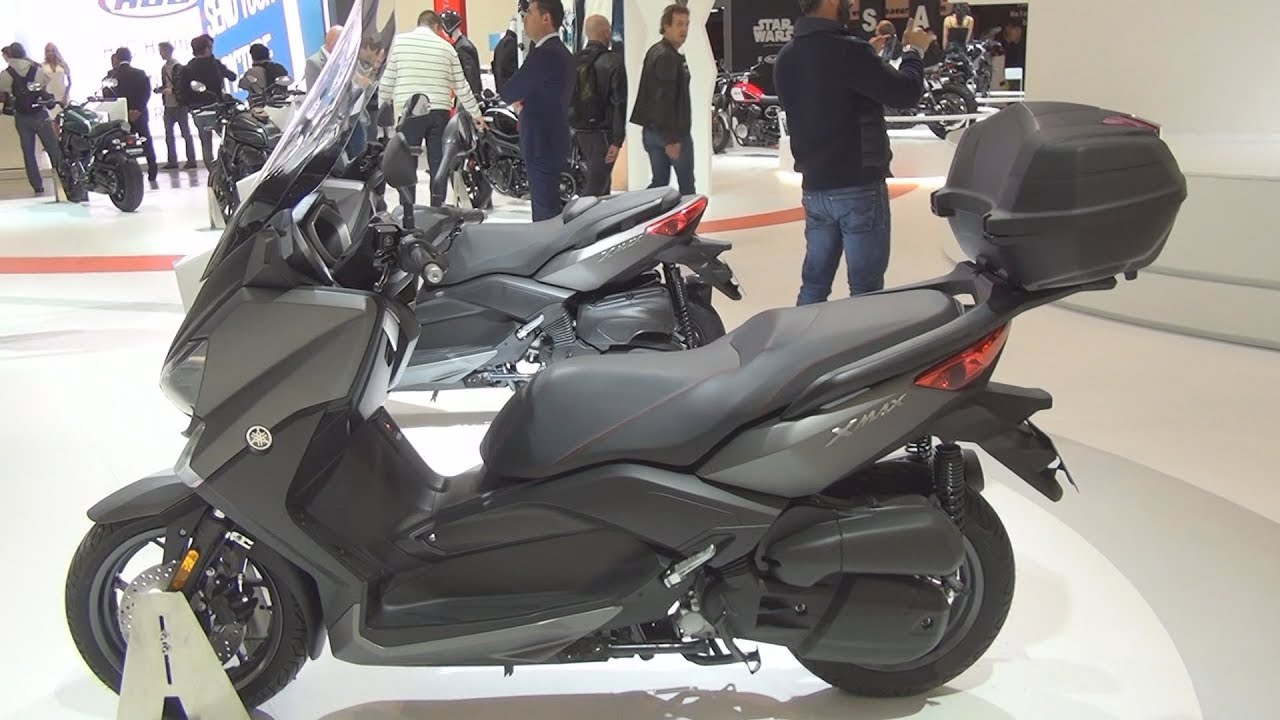 Yamaha X-Max 125 (2017) Exterior and Interior