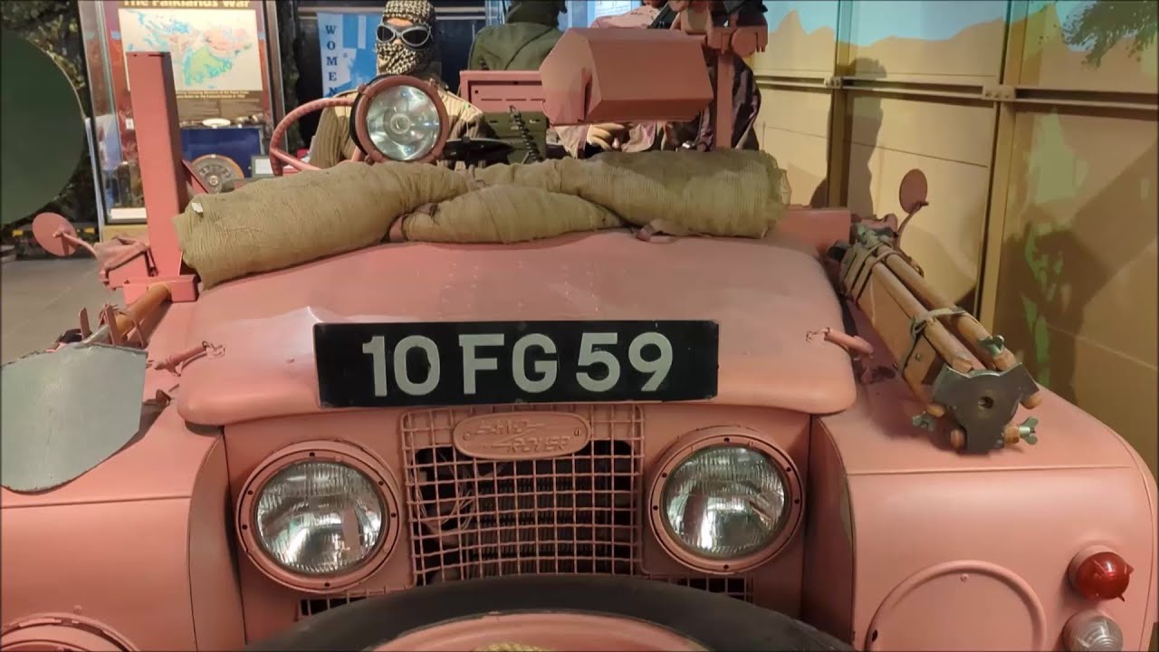 SAS Pink Panther Land Rover, close up at the Royal Signals Museum.