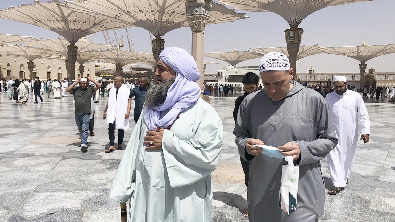 الشيخ محمد فوزي الكركري في رحاب المسجد النبوي الشريف