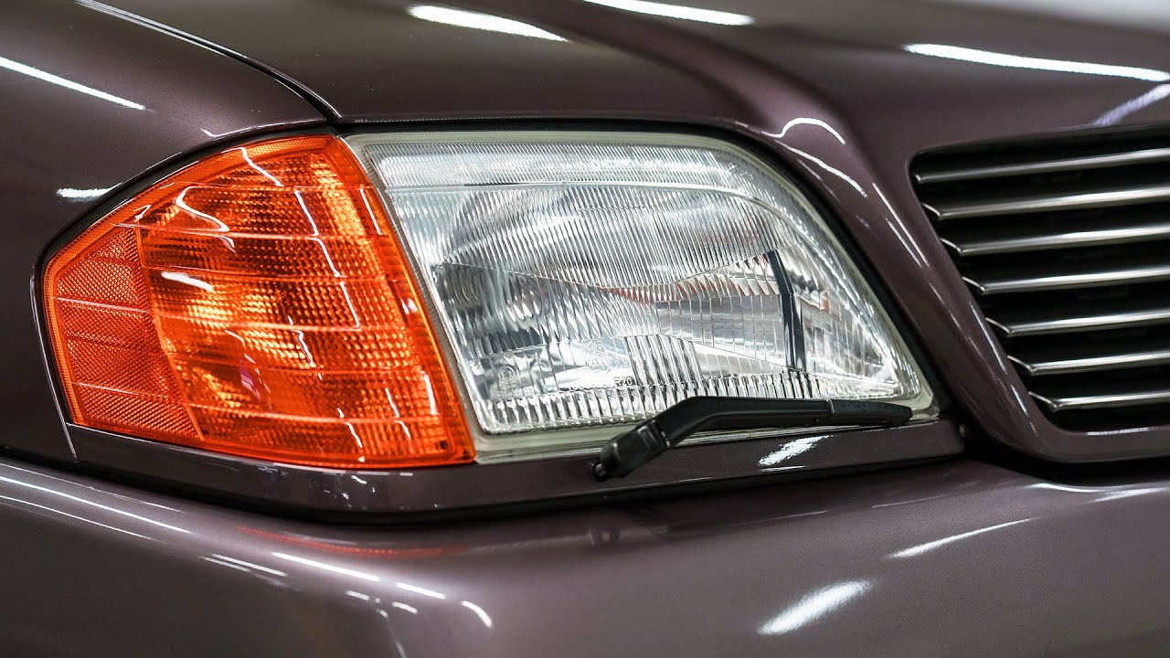 1993 Mercedes-Benz 300 SL-24 r129 with a four-valve version of the 3-liter engine