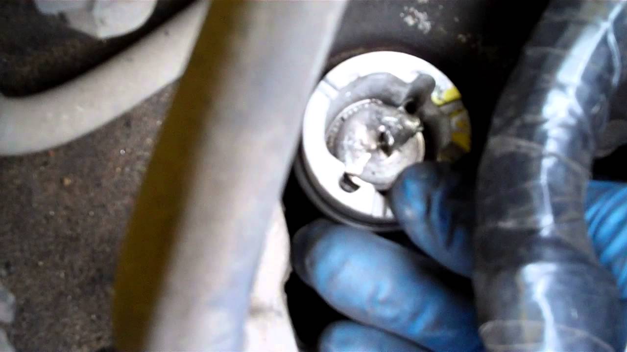 How to Fix a P0340 Code on a 1995-1997 Ford Taurus Sable Windstar Ranger