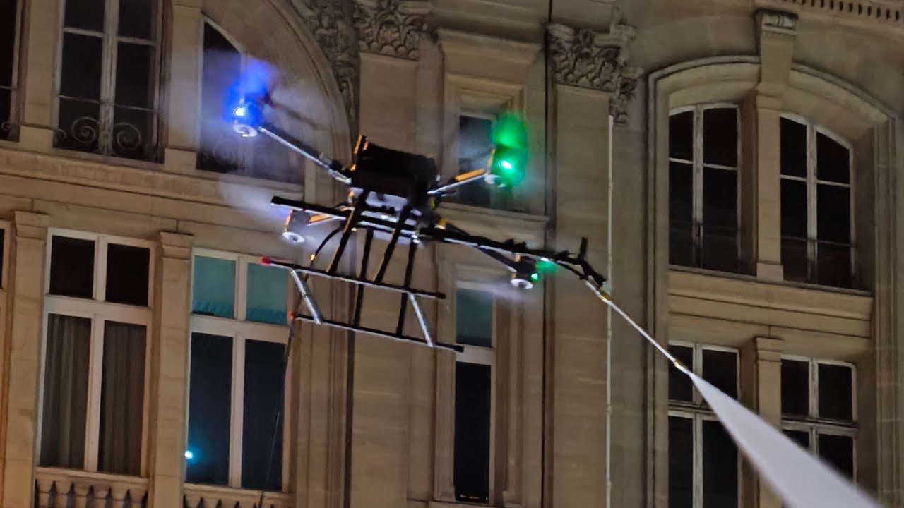Nettoyage de façade par drone : la solution française @CleanAlta vue sur France 3 | Innovation RATP