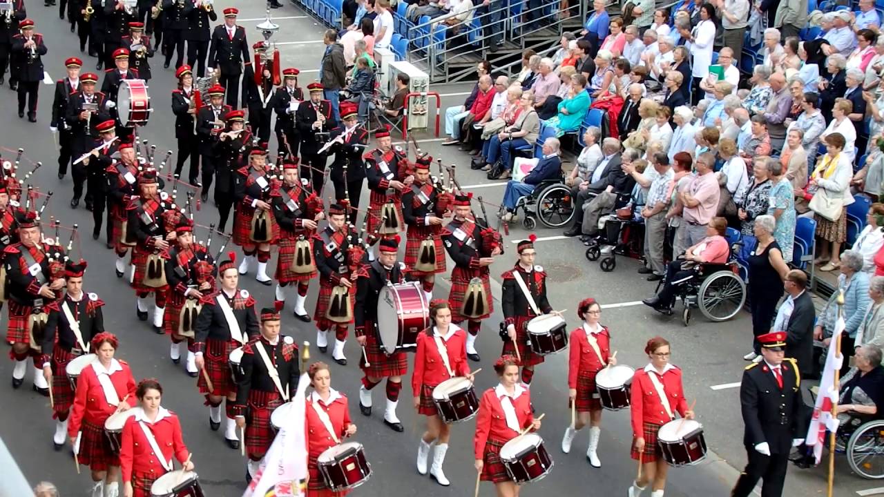 Afsluiting processie - Kroningsfeesten 2016