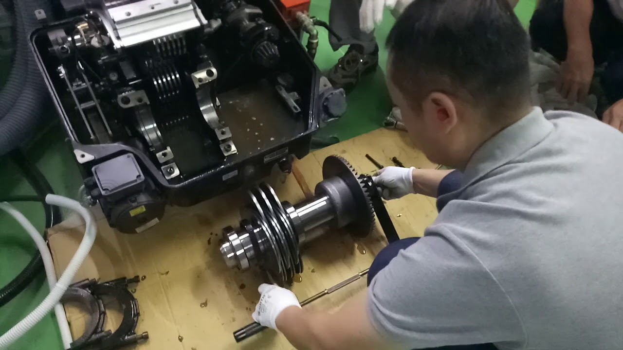 How to replace  cam staubli in factory