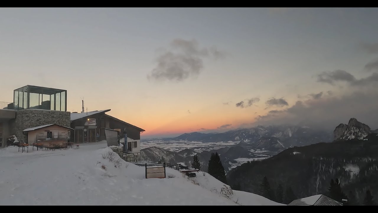 Silent Winter Trek to Hochalp Hütte