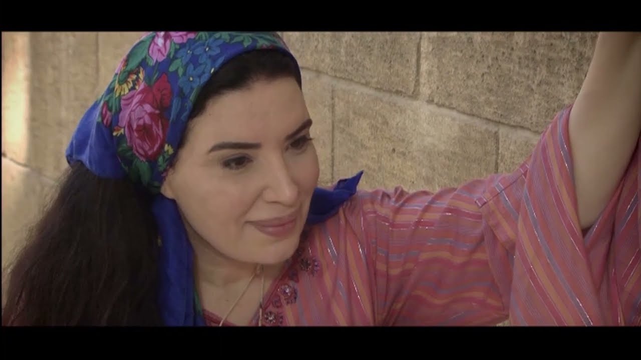 كانت فاكرة الشيخ خلف الله متسول لحد ما حصل كده وقعت في غرامه 😍