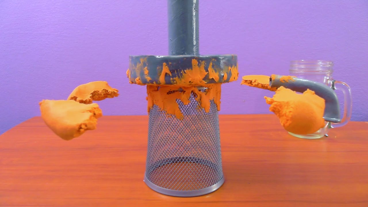 Stop Motion Parody: EXPERIMENT HYDRAULIC PRESS