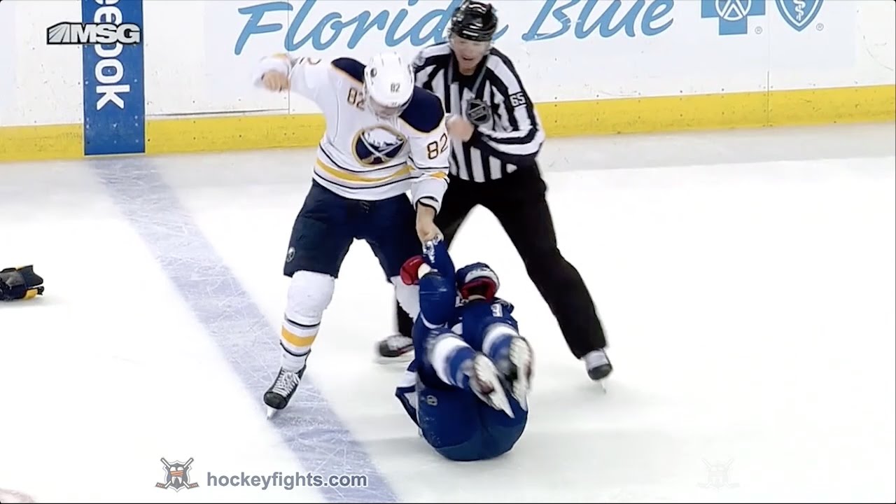 Marcus Foligno vs Cedric Paquette Jan 12, 2017