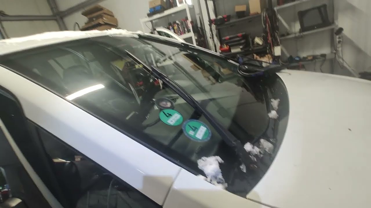 Opel Zafira 2009, probleme la stergatoarele de parbriz si senzorii de parcare