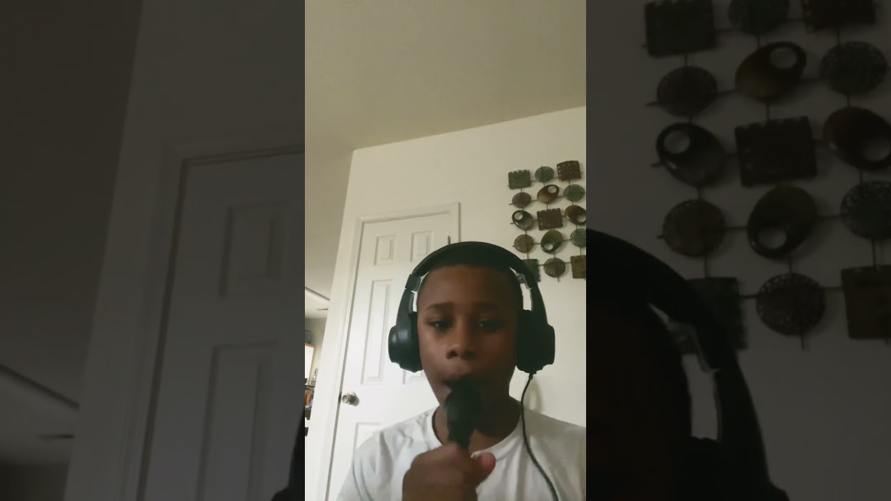 Mr. morale the big steppers stage, Mr. morale