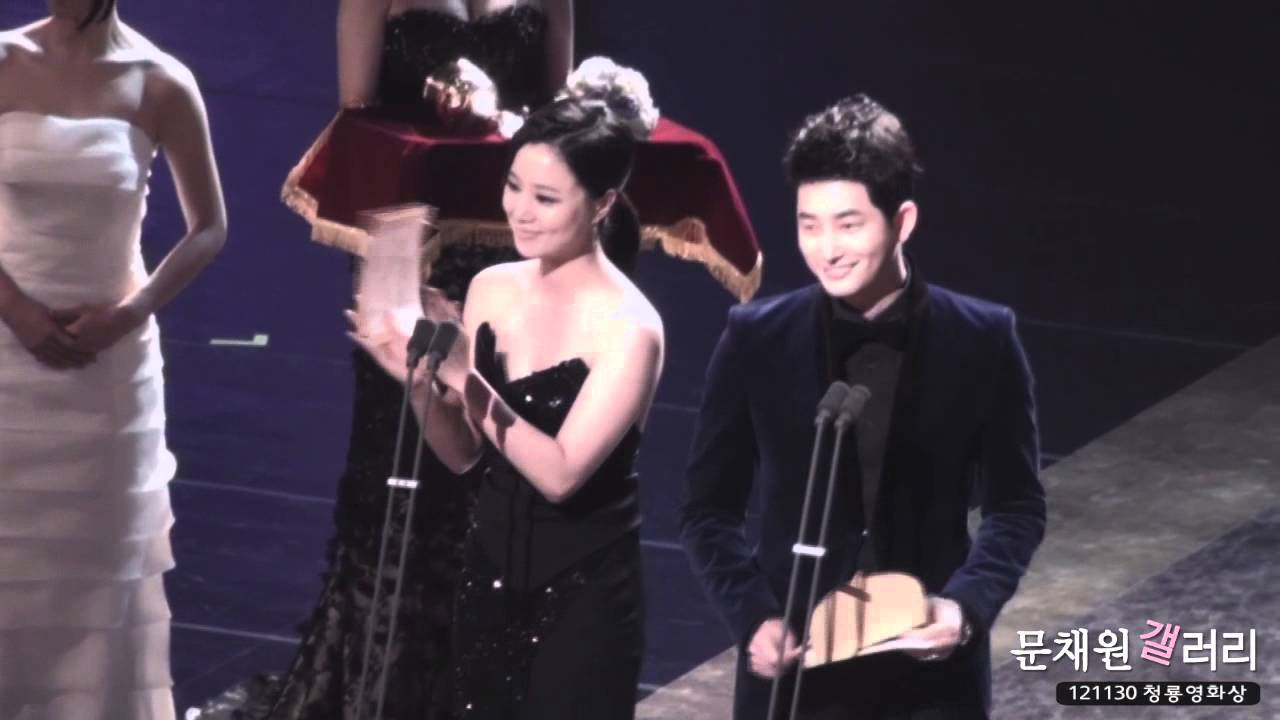 [직캠]121130 청룡영화상 - 배우 문채원.