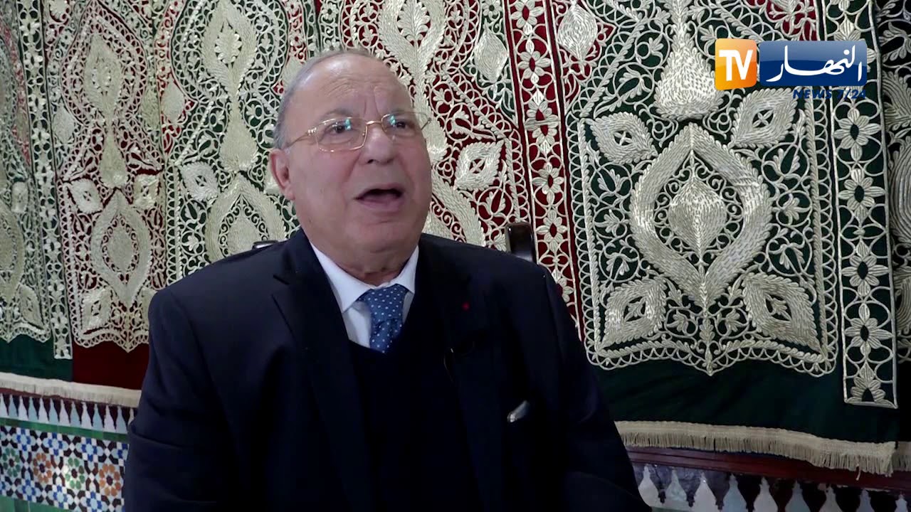 باريس: عميد مسجد باريس الجديد شمس الدين حفيظ يعقد اول ندوة صحفية له