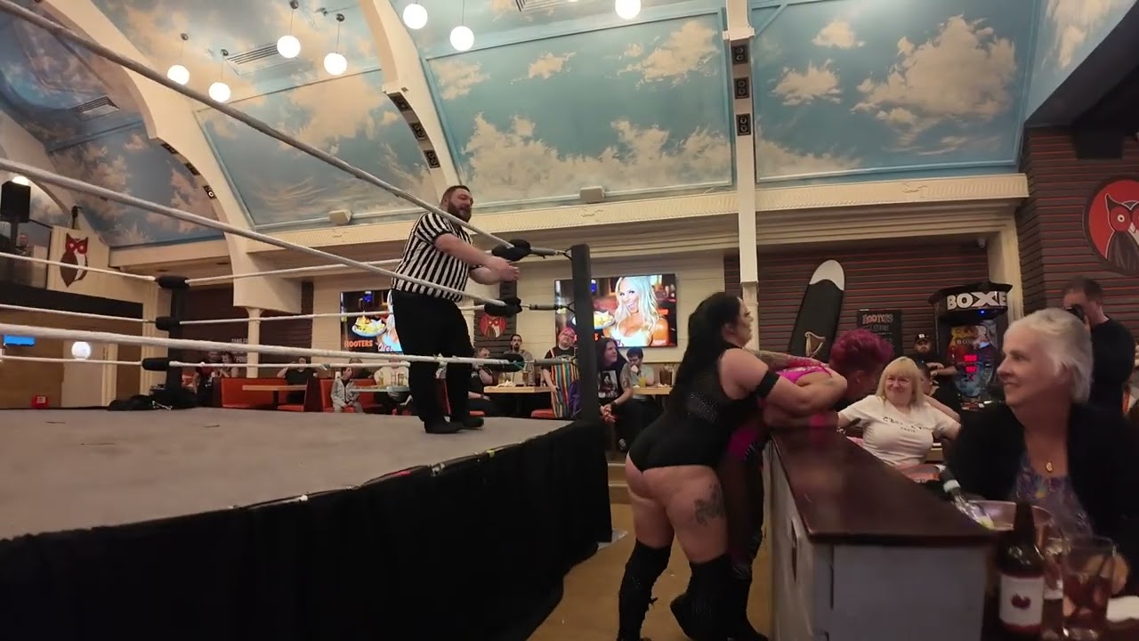 Lana Austin vs Harley Hudson