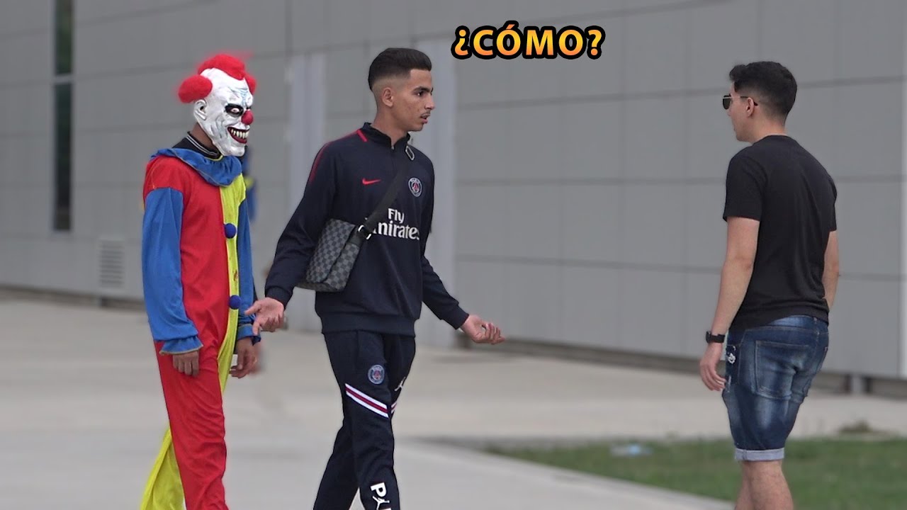 &iexcl;QU&Eacute; MIRAS PAYASO! [Broma C&aacute;mara Oculta]