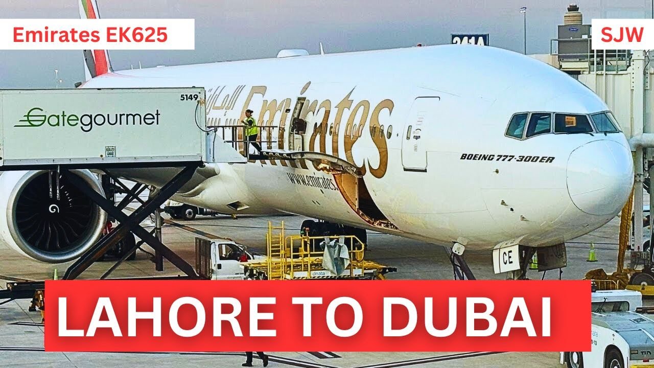 Emirates EK625 Takeoff from Lahore Airport | Boeing 777 | Lahore to Dubai | SJW