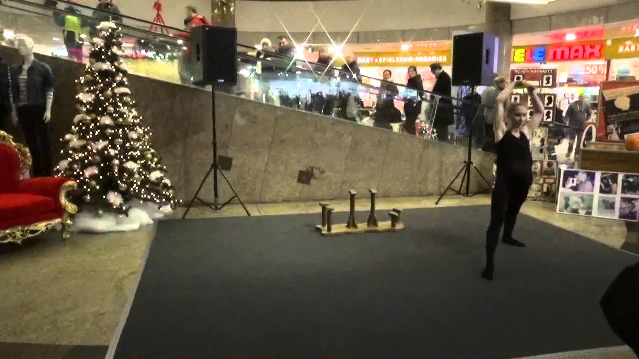 Einzelshow 2014 Schlossparkcenter Camille