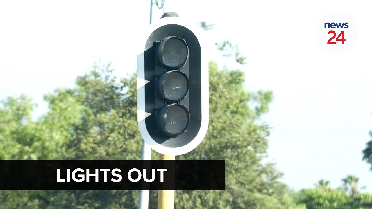 WATCH | Joburg's traffic lights crisis: Not even the mayor is immune