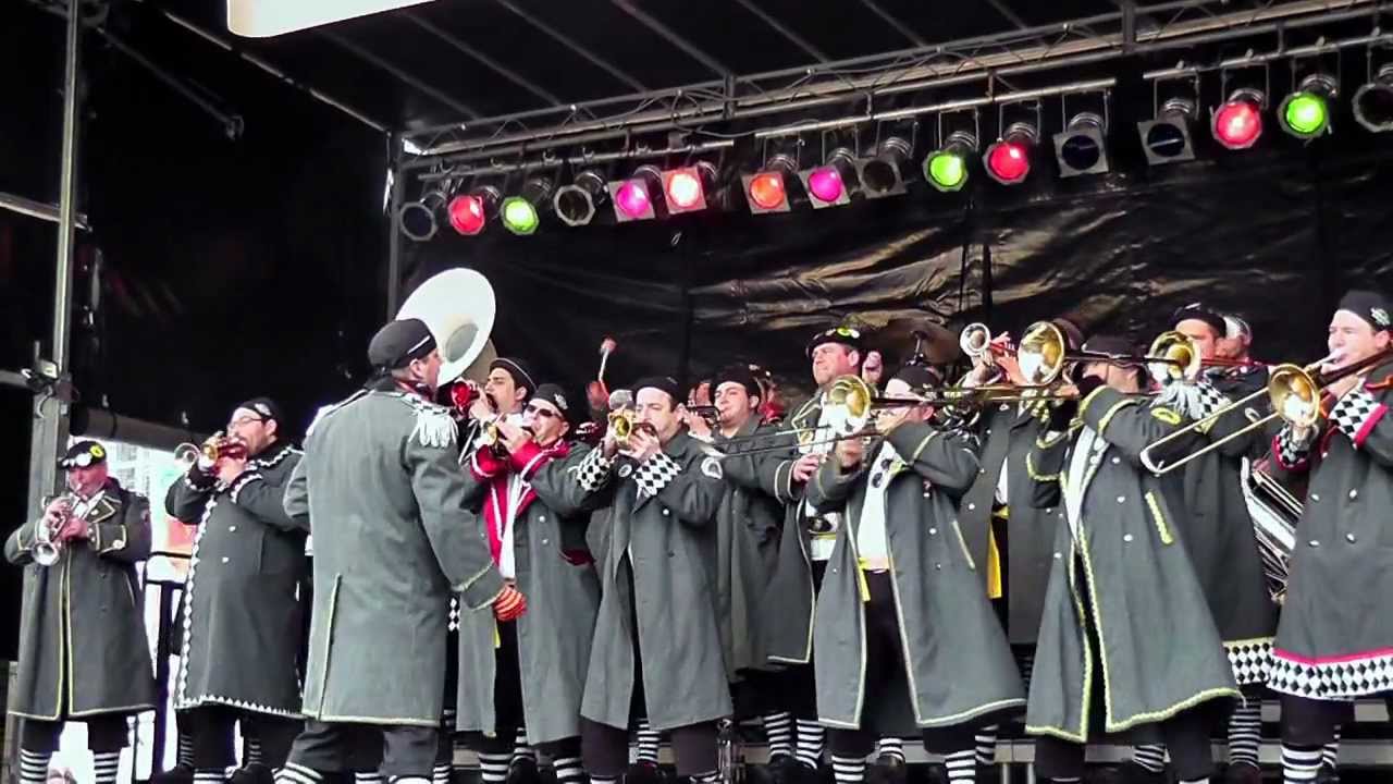 Schädelfätzer Brysach. Migros-Gugge-Explosion 2013