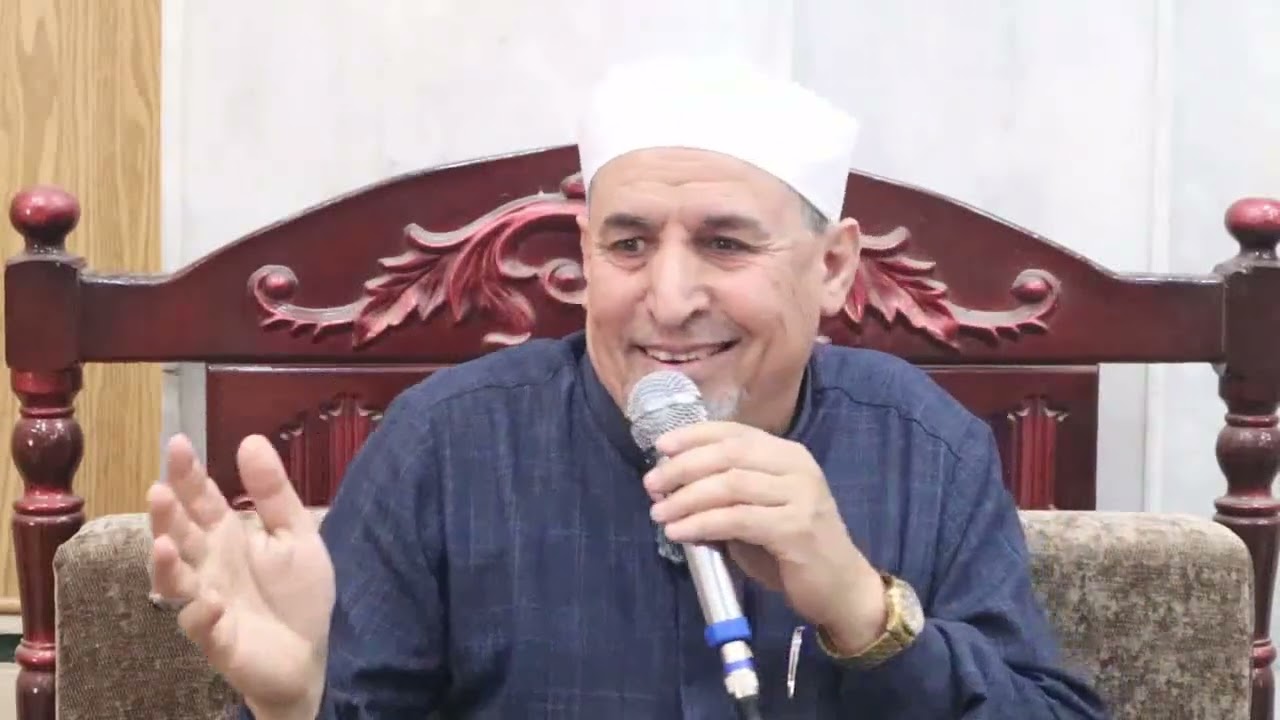 ﴿ لَا يَسْخَرْ قَوْمٌ مِّن قَوٍمٍ ﴾