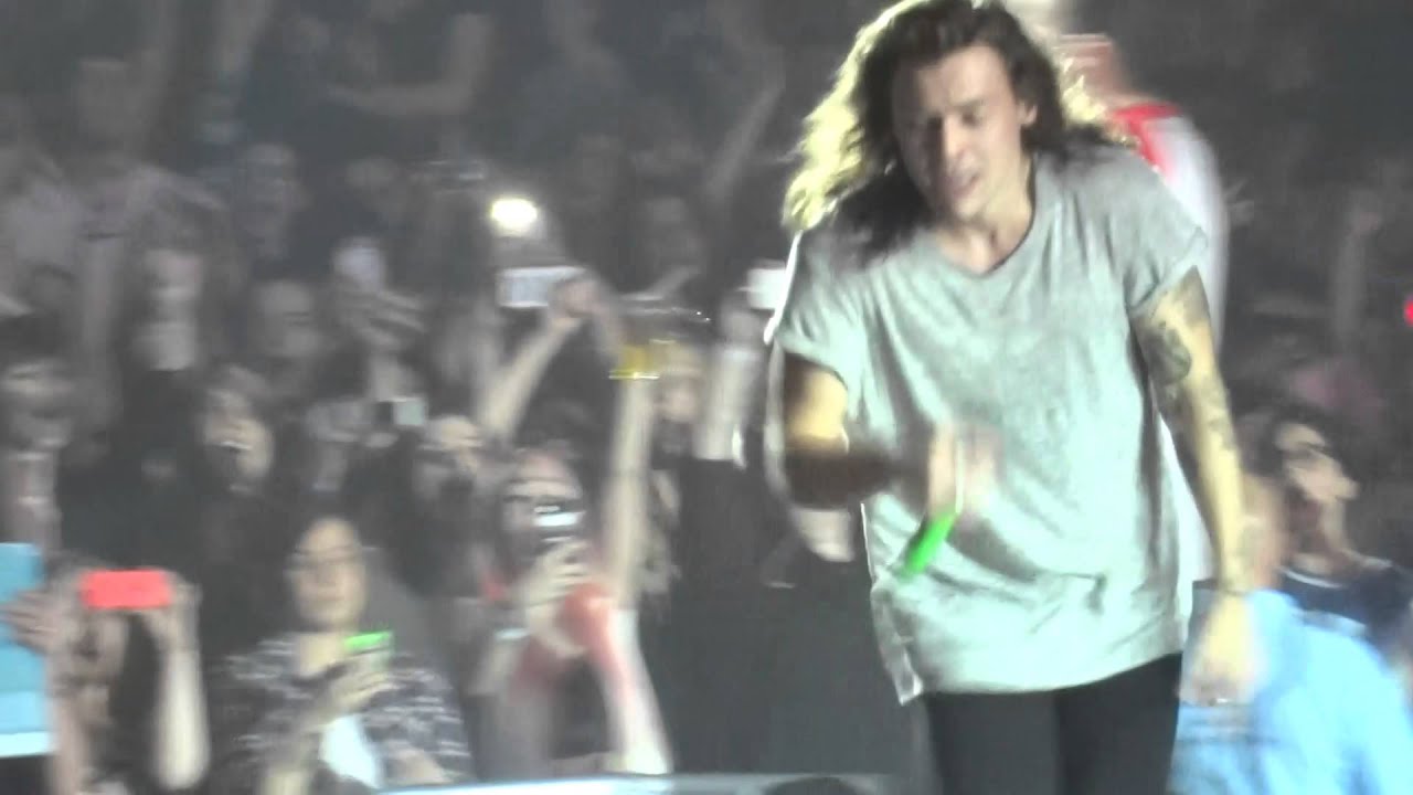 No Control -  One Direction - London o2 28/09/2015
