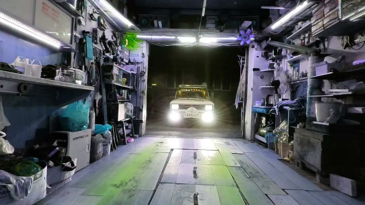 НОЧНОЙ КИБЕРКОСМИЧ ВЕГАС RetroCHE CyberCosmich AZLK VIKTORIUS подсветка пульт управления LEDS 2140