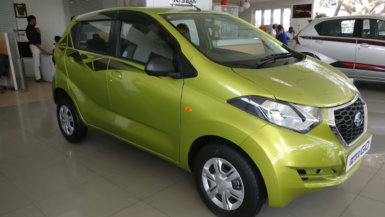 Nissan Datsun redi go| BS4 clearance sale review interior and exterior features and on road price