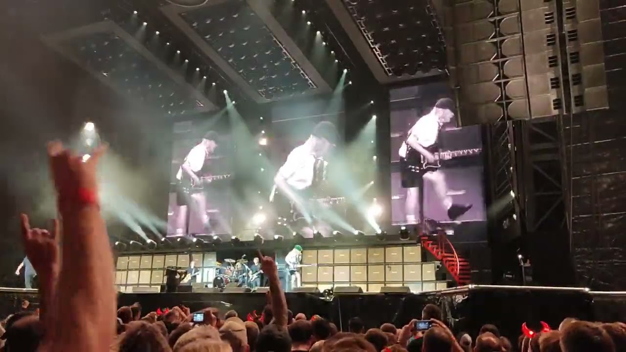 AC/DC 2024 - Dog Eat Dog - Live in Gelsenkirchen 17.05.2024