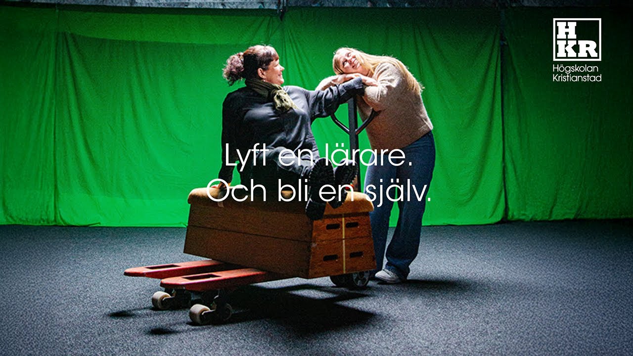 Clara lyfter sin lärare Camilla