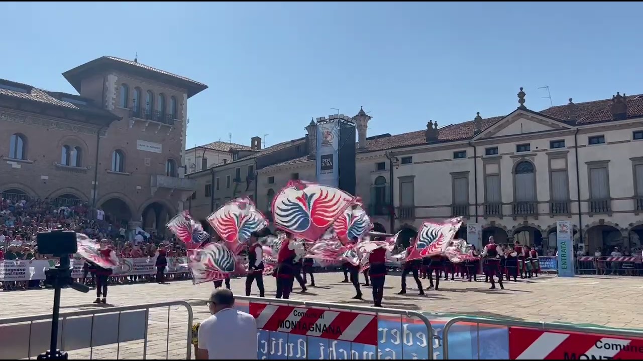TENZONE AUREA MONTAGNANA 2023 GRANDE SQUADRA SBANDIERATORI E MUSICI MAESTÀ DELLA BATTAGLIA