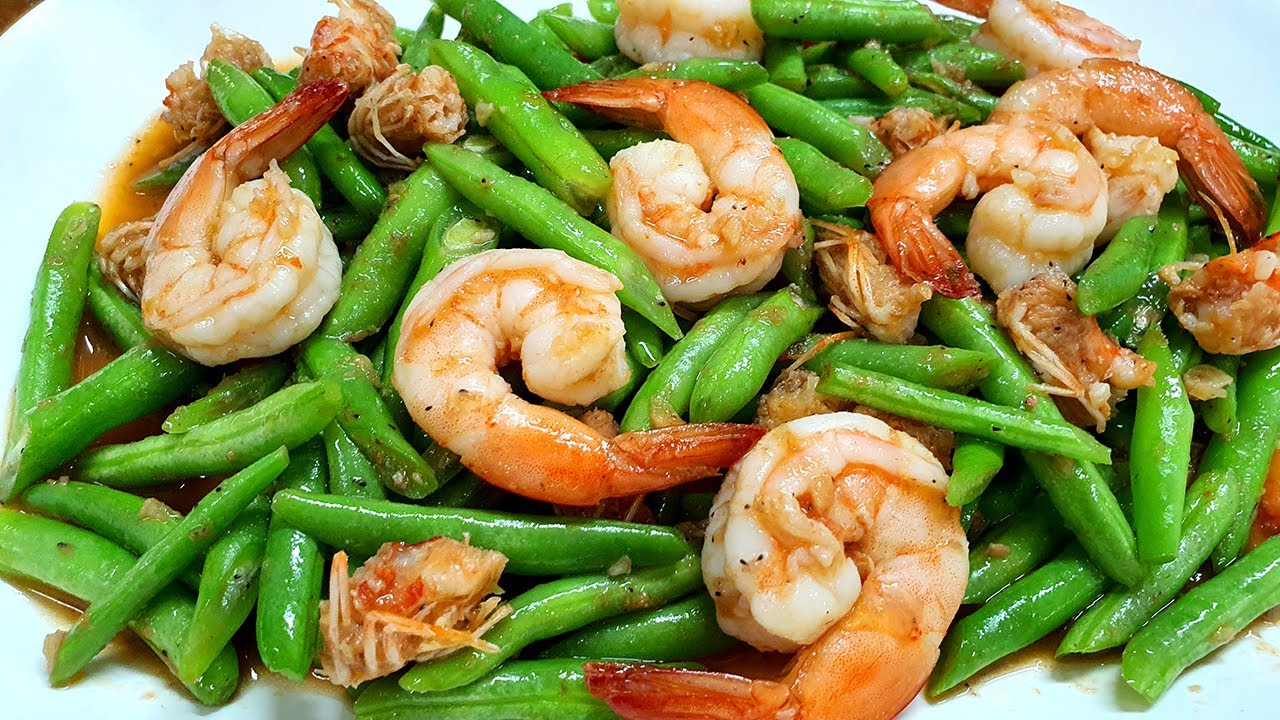 ถั่วแขกผัดกระปิใส่กุ้ง เมนูบ้านๆที่แสนอร่อย ผัดให้ถั่วแขกกรอบๆสีเขียวสด กุ้งเด้งๆ อรอ่ยมาก