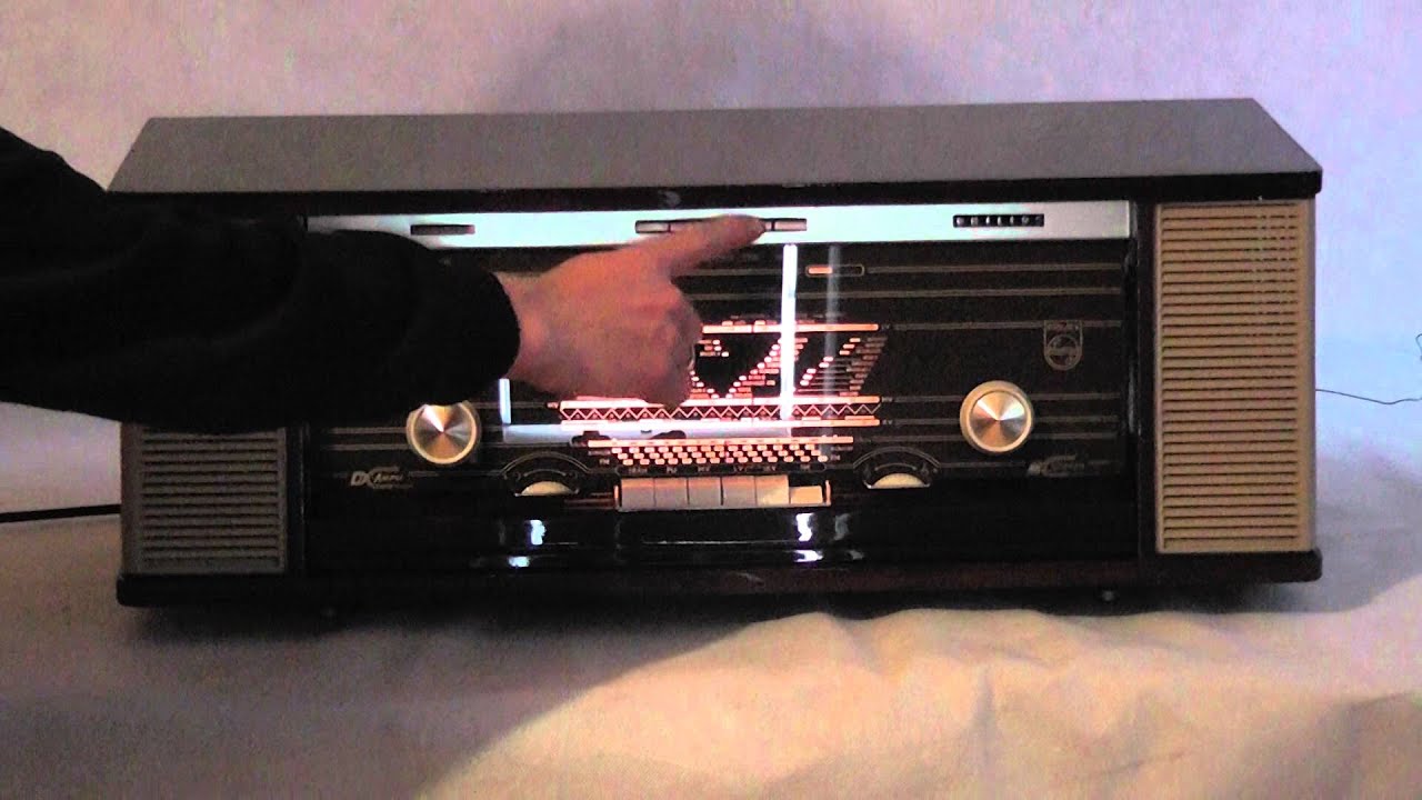 Philips Capella Reverbeo B7X14A/19 tube radio, very good visual condition