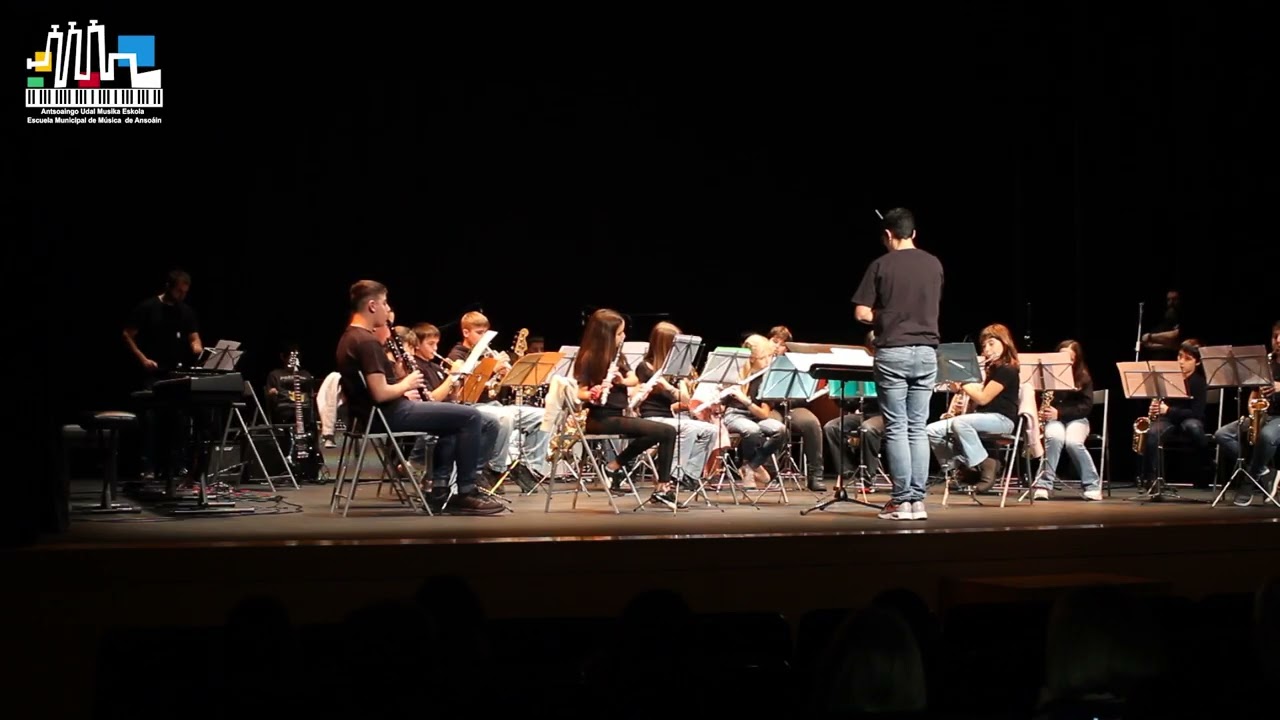Banda de la Escuela de Música de Ansoáin - Antsoaingo Musika Eskolako Banda