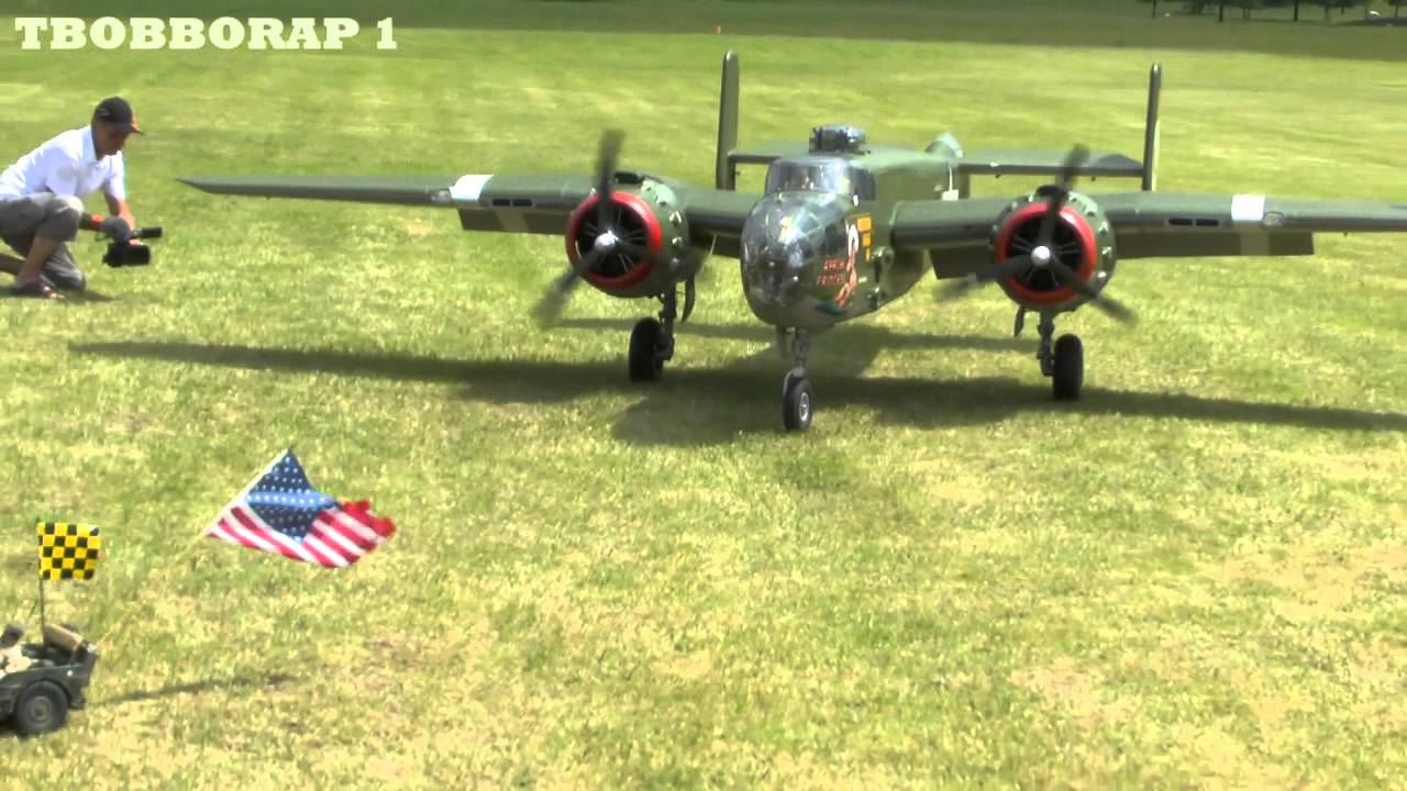 GIANT 1/3 SCALE  RC B-25 MITCHELL 2 X 400 cc MOKI 5 CYL - WESTON PARK LEGENDARY FIGHTERS # 1 - 2014