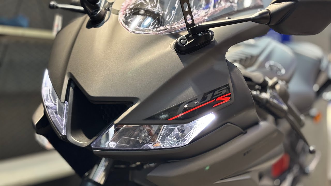 सबसे सस्ती Yamaha R15 S Only ₹1.88 Lakh?🔥| New Matte Black Colour Full Review