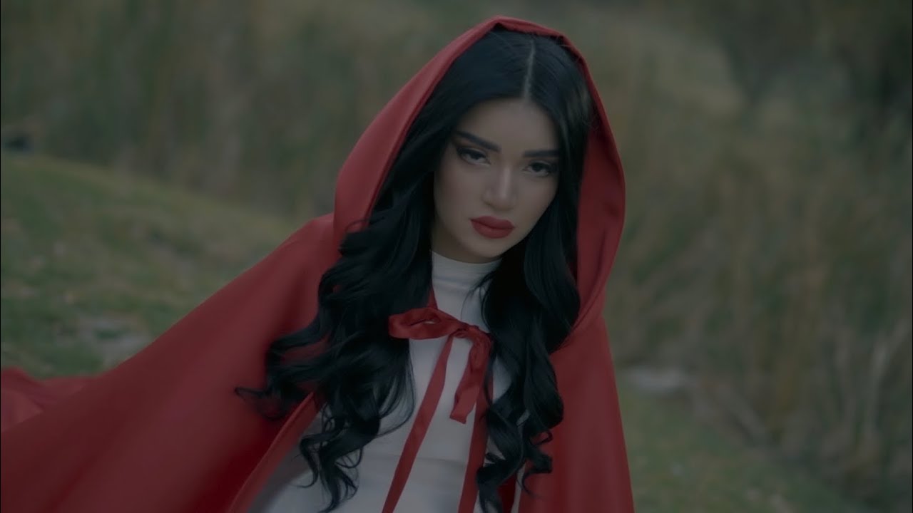 Azat D&ouml;nmez & A&yuml;da&yuml;&ouml;z&uuml;&ntilde; - S&ouml;g&uuml;şm&auml;li (Official Video)