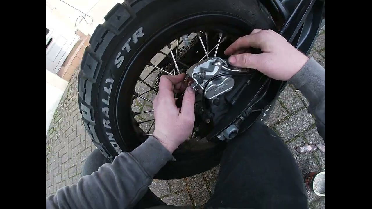 How to change rear brake pads on Ktm 790-890 Adventure S/R