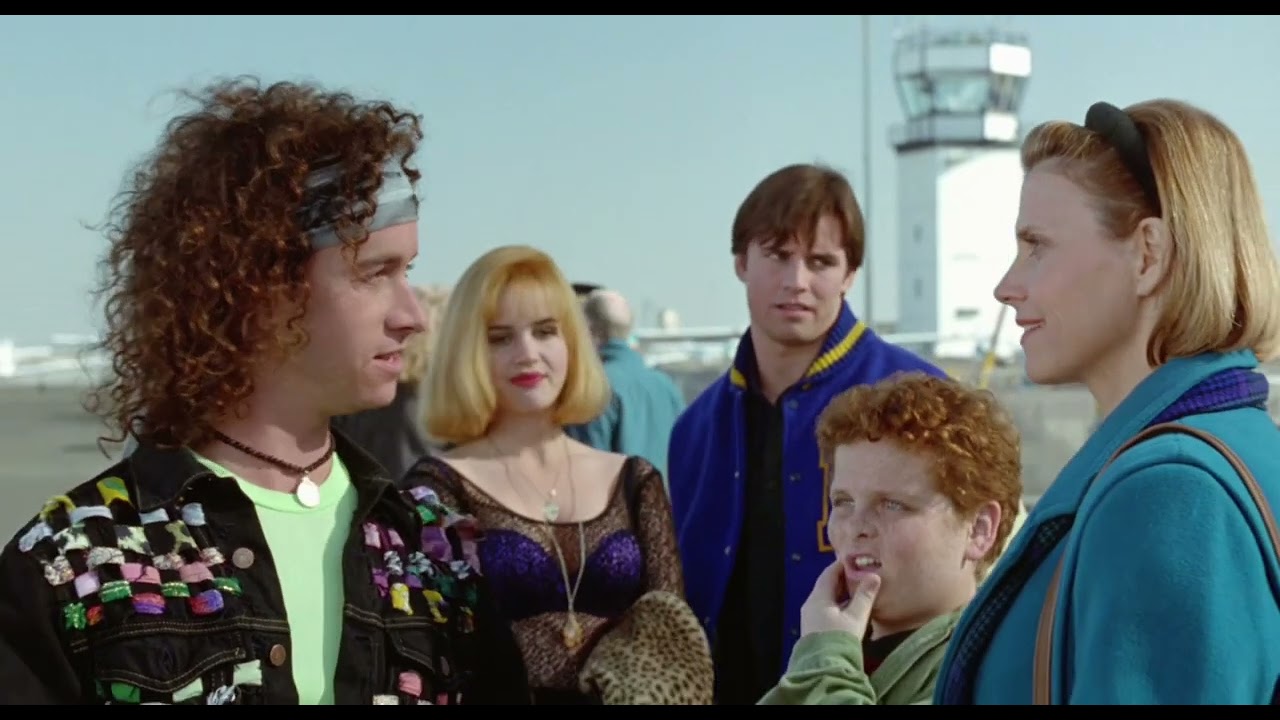 Crawl Meets Rebecca's Family 🍿 Son In Law 🎥 1993