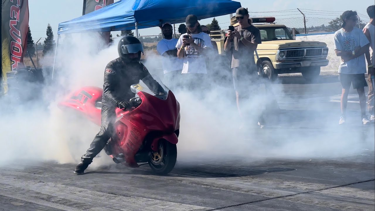 Race Worz Car Show and Drag Racing at Sacramento Raceway
